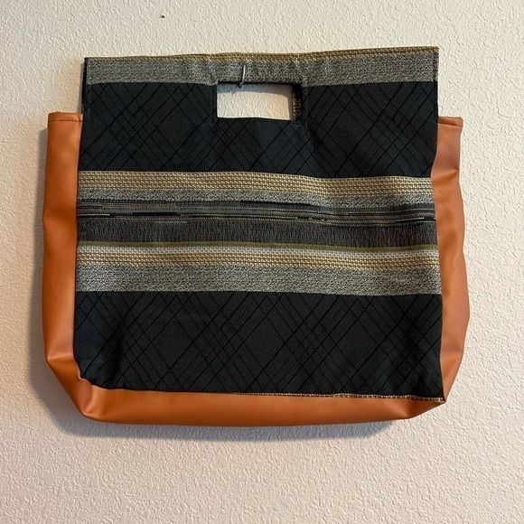 PALLAS Fabric Handbag - Picture 1 of 8